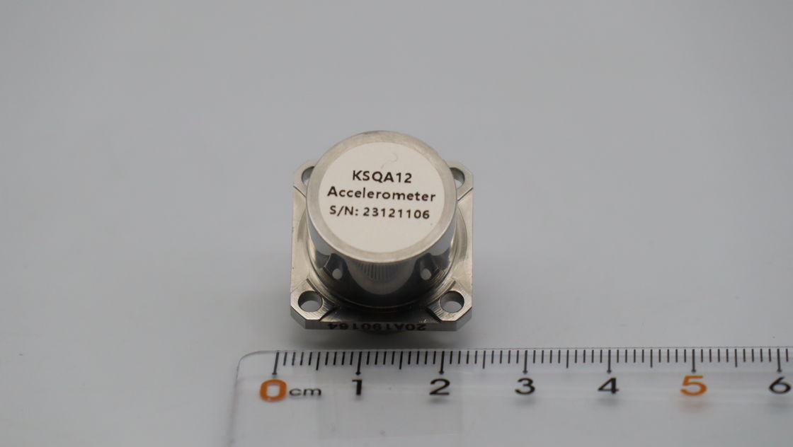 क्वार्ट्ज फ्लेक्सिबल एक्सेलेरोमीटर सेंसर ±12~±18V DC पावर, 0.6~1.3mA/g स्केल फैक्टर और सटीक माप के लिए ≤5mg बायस के साथ
