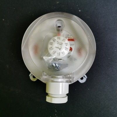 ड्वायर एडीपीएस-03-2-एन एसपीडीटी स्विच प्रकार एनईएमए 13 संलग्नक और दोहरे पैमाने पर कैलिब्रेशन के साथ समायोज्य अंतर दबाव स्विच