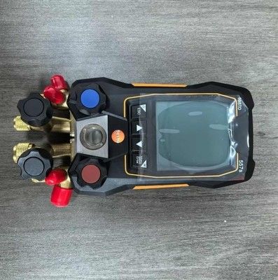 testo 557s स्मार्ट वैक्यूम किट नली के साथ - वायरलेस वैक्यूम और वायरलेस तापमान जांच और 4 नली सेट के साथ स्मार्ट डिजिटल मनिफोल्ड